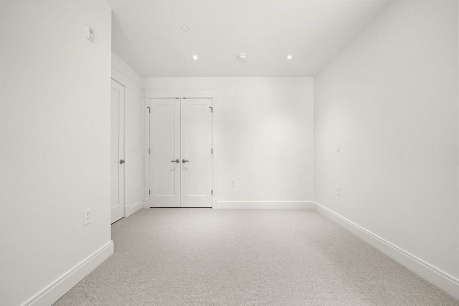 1 5819 Highbury Street Vancouver, BC - 15