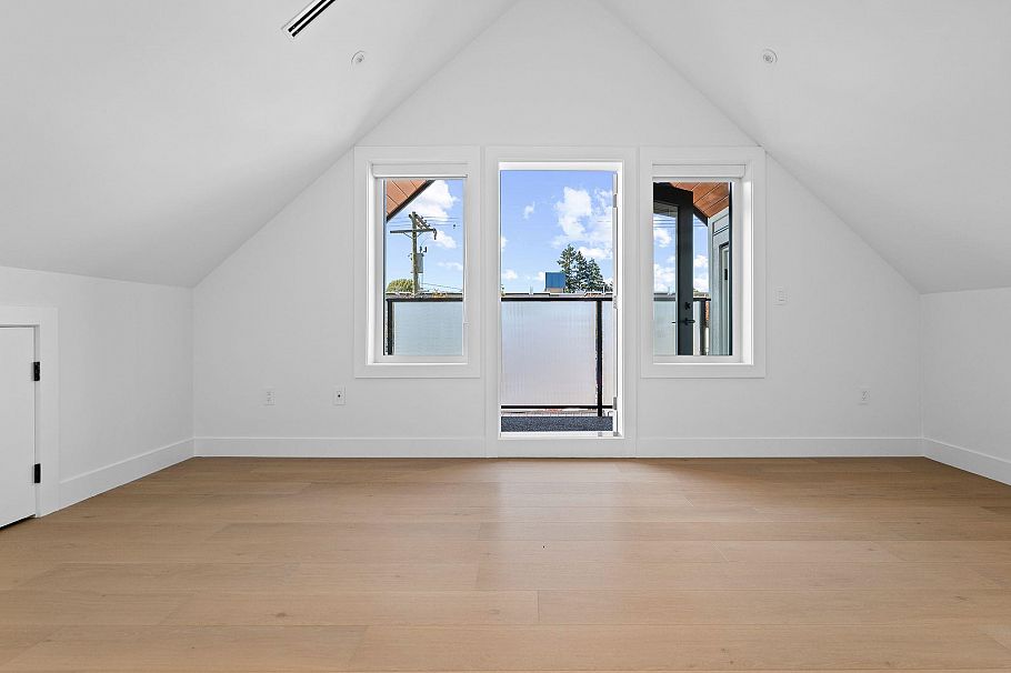 2 4463 Walden Street Vancouver, BC - 22