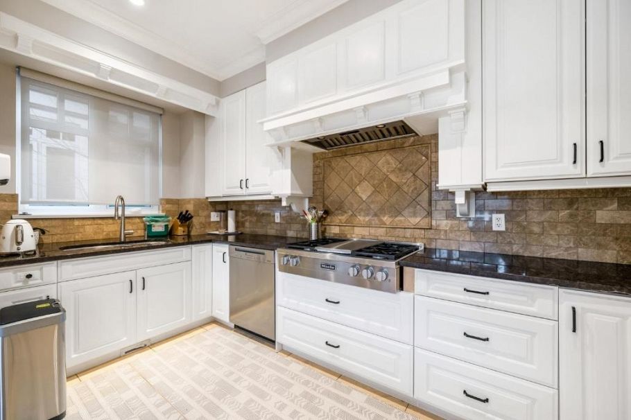 2979 W 31st Avenue Vancouver, BC - 12