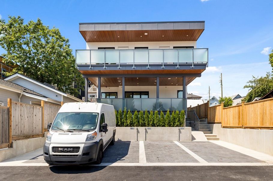 B 4258 Sophia Street Vancouver, BC - 38