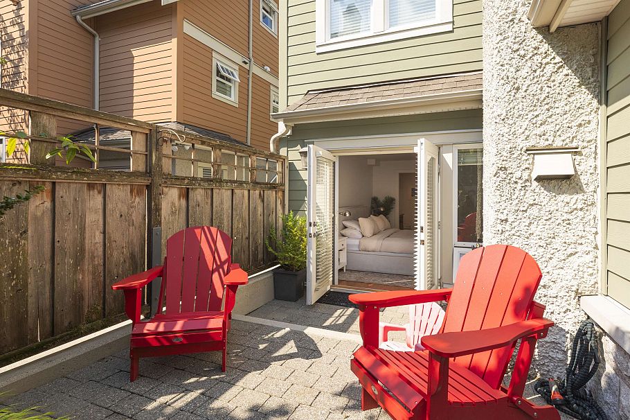 2460 Sasamat Street Vancouver, BC - 18
