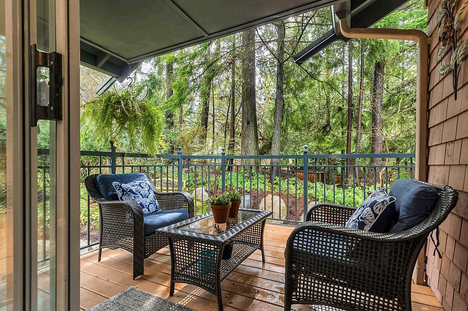 1102 Strathaven Drive North Vancouver, BC - 23