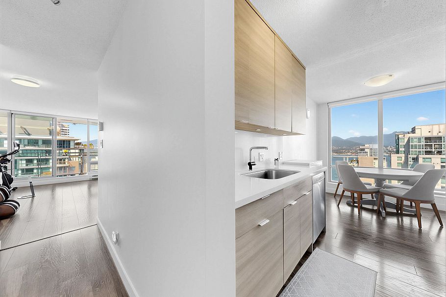 2902 1288 W Georgia Street Vancouver, BC - 9