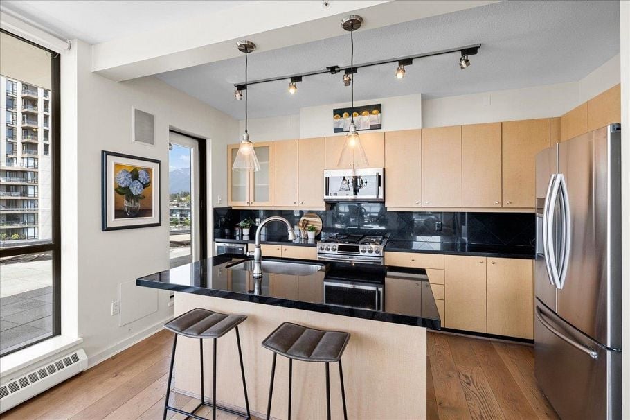 PH2 124 W 1st Street North Vancouver, BC - 8