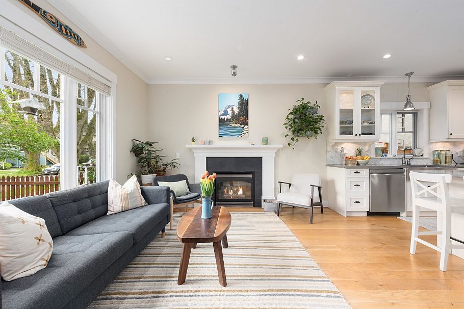 945 E 21st Avenue Vancouver, BC - 3
