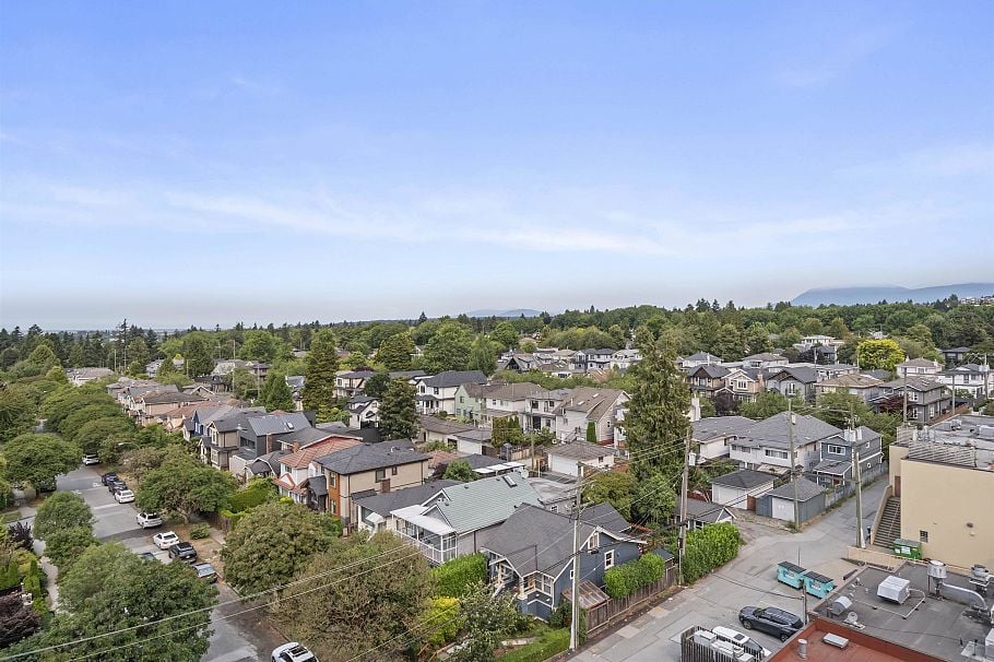 702 8415 Granville Street Vancouver, BC - 23