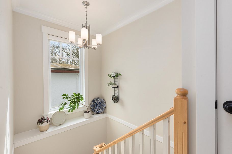 945 E 21st Avenue Vancouver, BC - 18