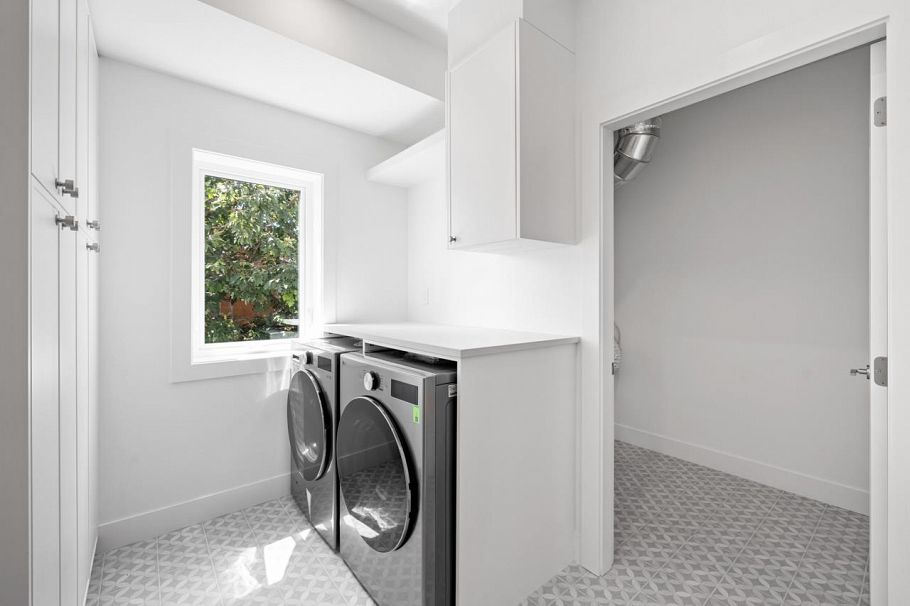 B 4258 Sophia Street Vancouver, BC - 37