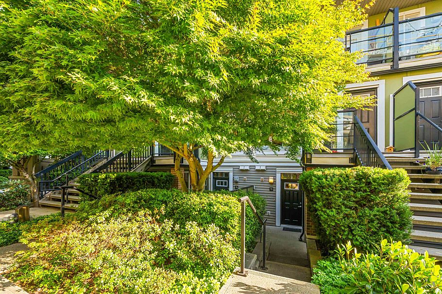 78 728 W 14th Street North Vancouver, BC - 21