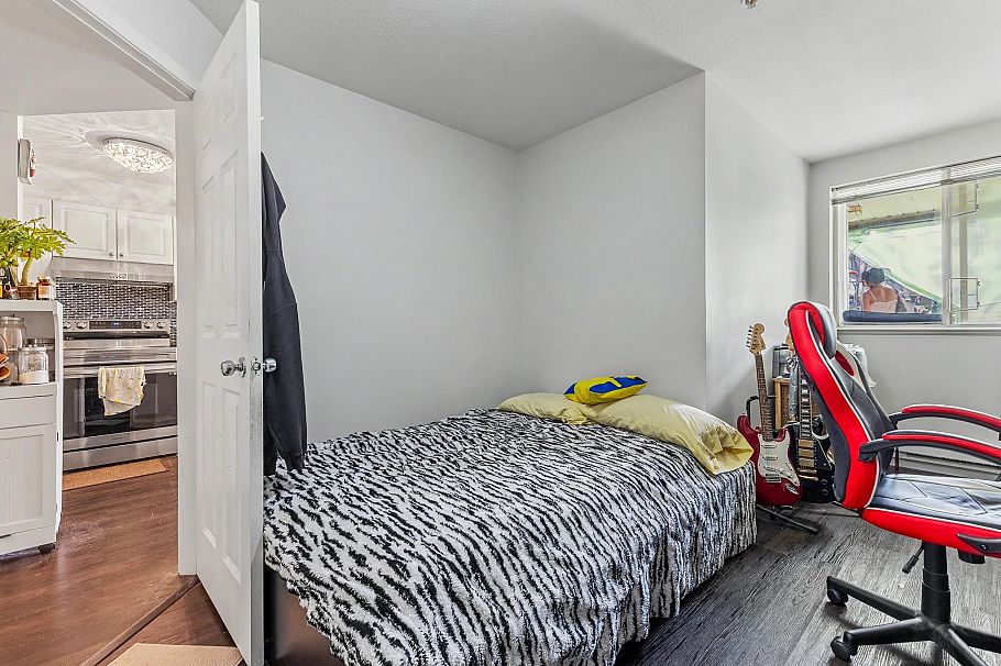 203 5555 Victoria Drive Vancouver, BC - 19