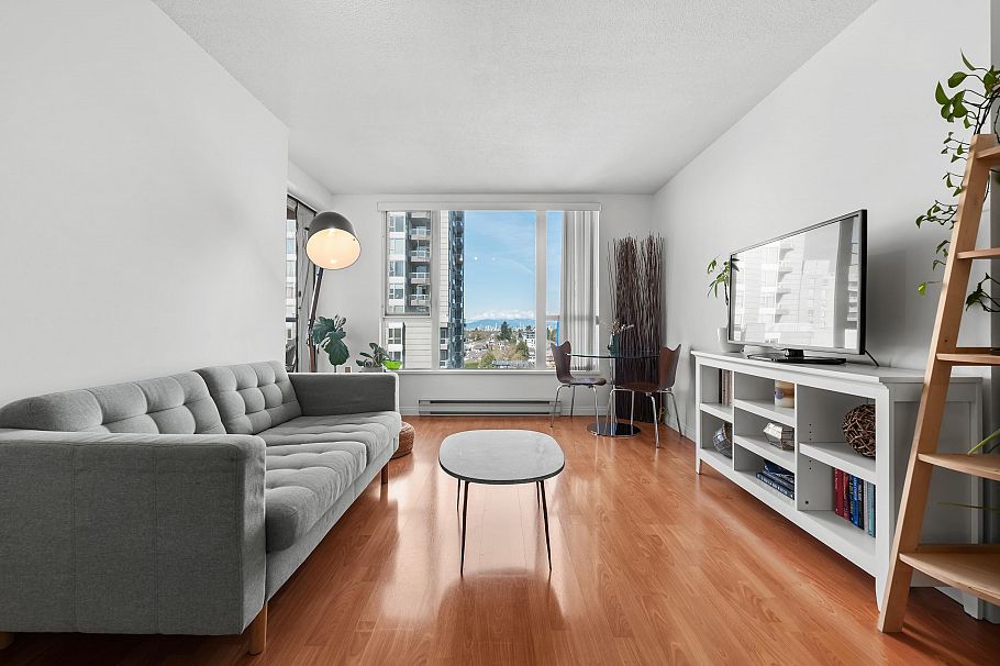 1205 5189 Gaston Street Vancouver, BC - 1