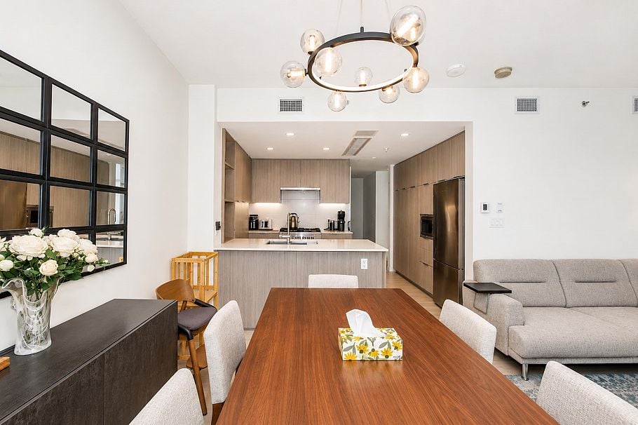 501 1401 Hunter Street North Vancouver, BC - 8