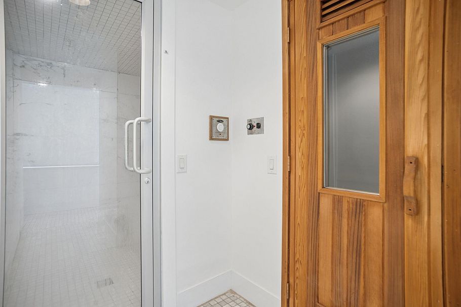 405 1455 Howe Street Vancouver, BC - 26