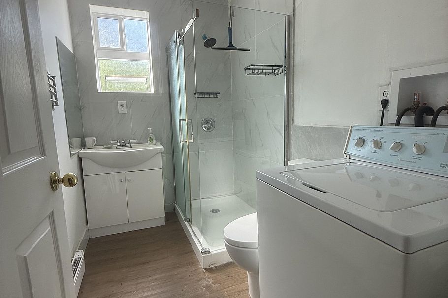 3 623 10TH AVENUE, Vancouver BC V5T 2A6 Vancouver, BC - 5