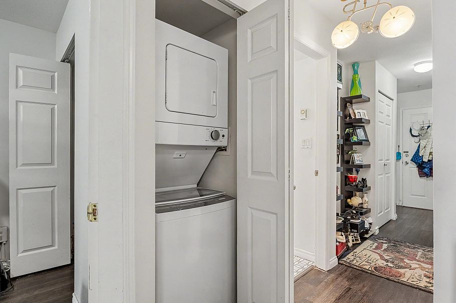 203 5555 Victoria Drive Vancouver, BC - 18