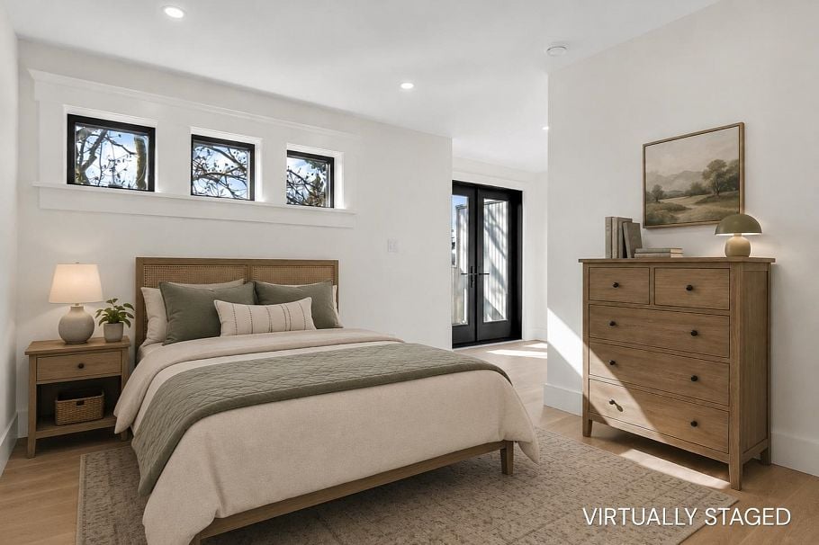 2566 W 2nd Avenue Vancouver, BC - 32