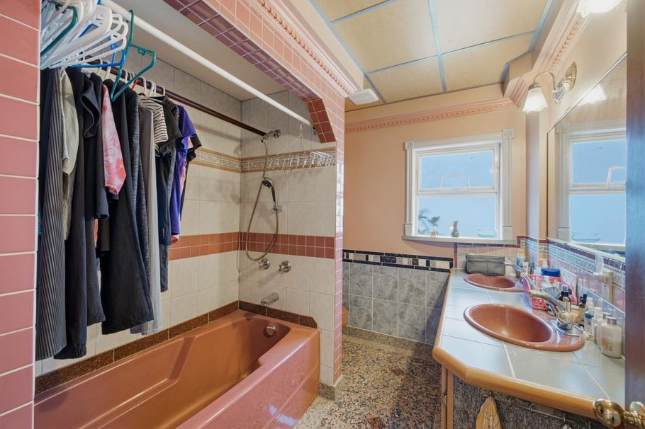 55 W King Edward Avenue Vancouver, BC - 15