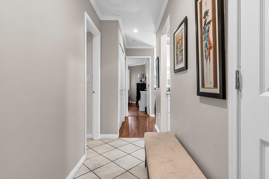 109 555 W 14th Avenue Vancouver, BC - 14