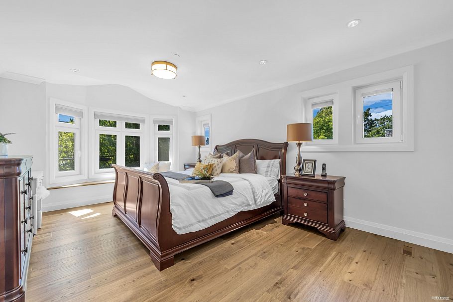 3491 W 40th Avenue Vancouver, BC - 20