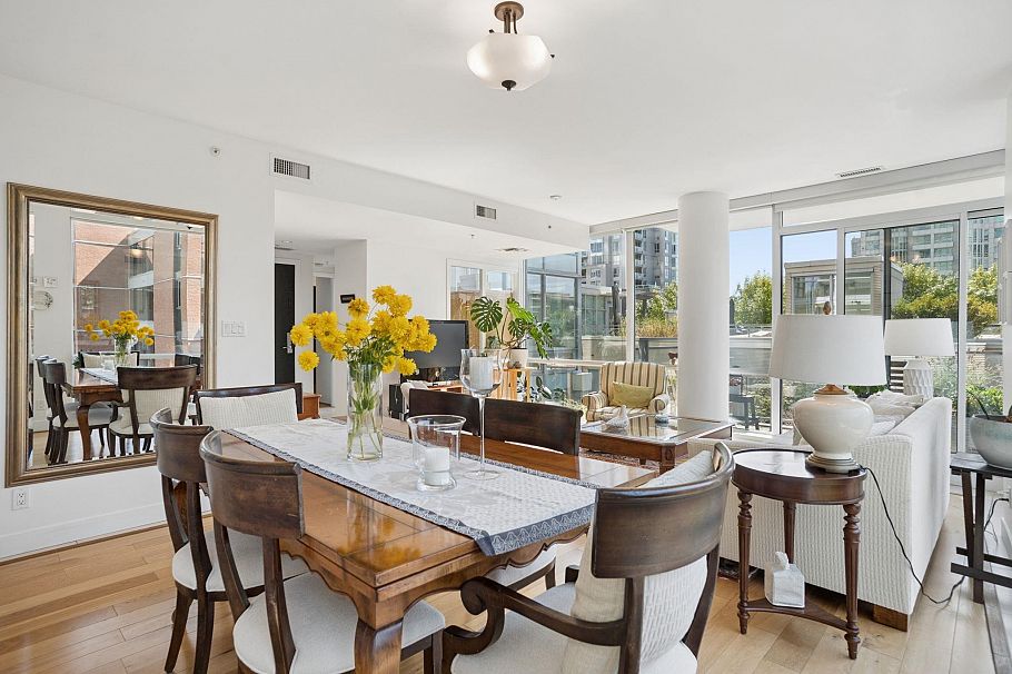 405 1455 Howe Street Vancouver, BC - 11