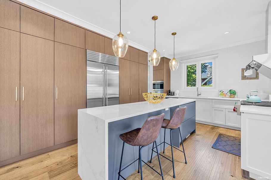 3491 W 40th Avenue Vancouver, BC - 13