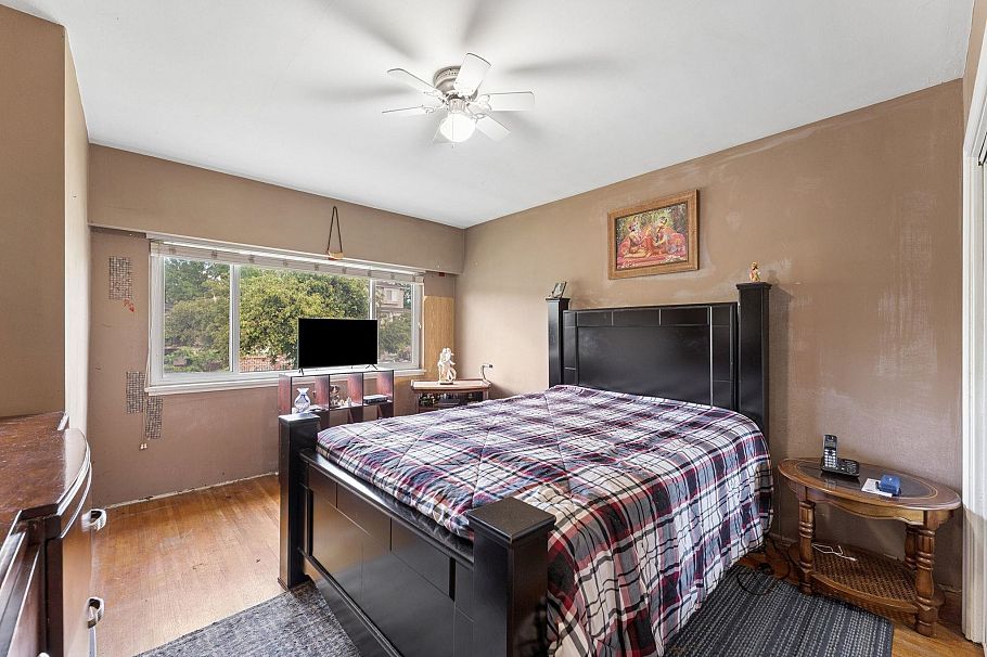 2248 Mannering Avenue Vancouver, BC - 15