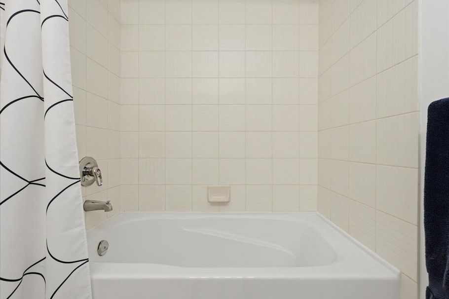 503 2228 Marstrand Avenue Vancouver, BC - 18