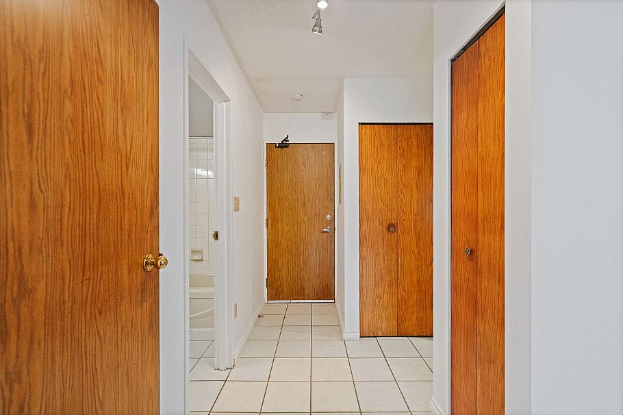 319 555 W 14th Avenue Vancouver, BC - 19