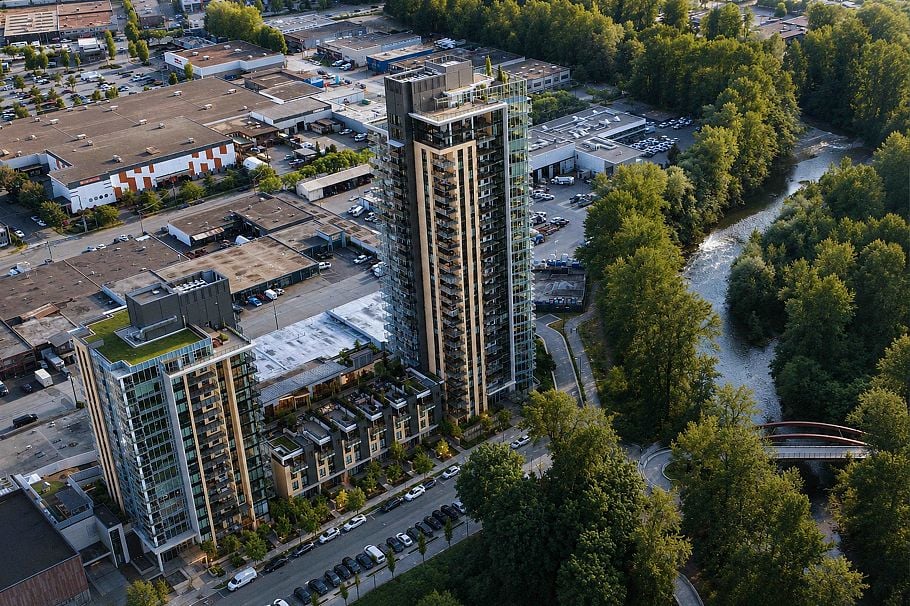 501 1401 Hunter Street North Vancouver, BC - 22