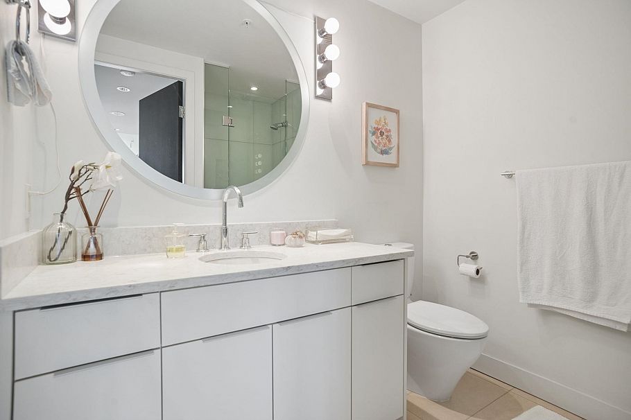 405 1455 Howe Street Vancouver, BC - 21