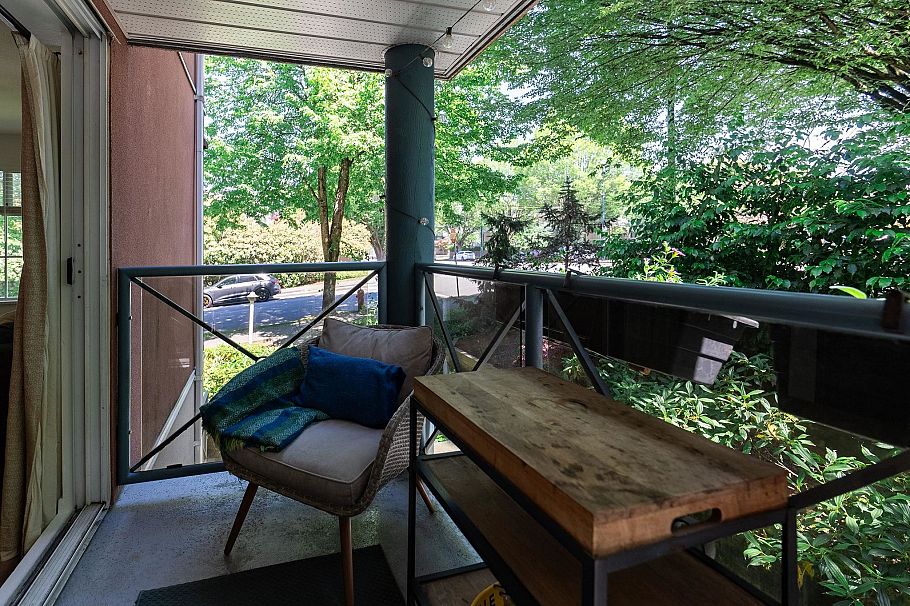 206 2388 Triumph Street Vancouver, BC - 19