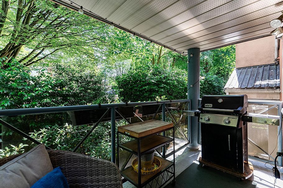 206 2388 Triumph Street Vancouver, BC - 18