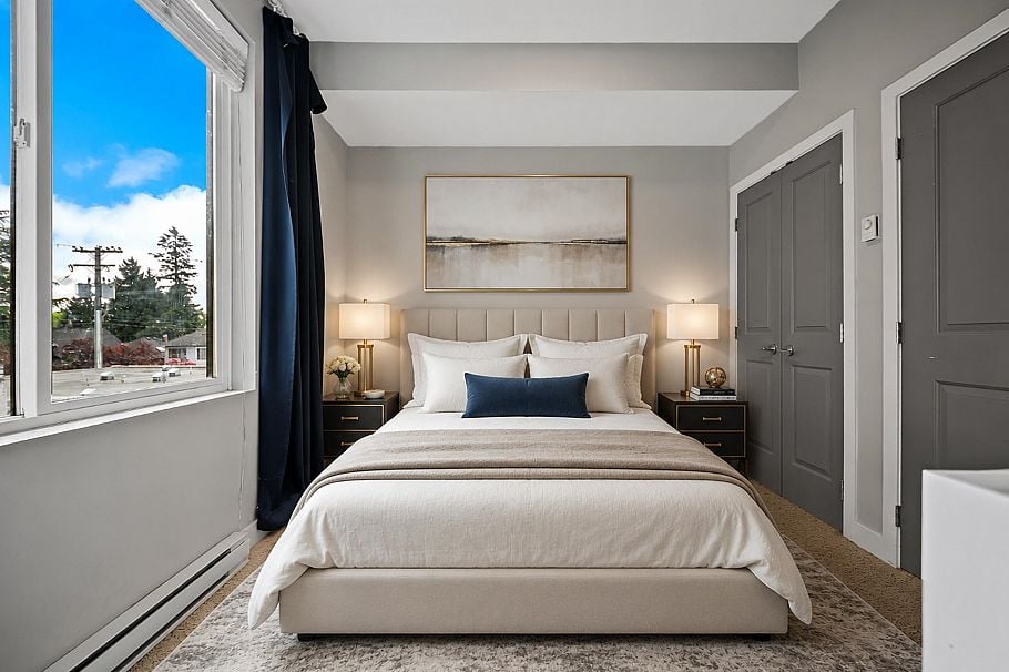 301 4372 Fraser Street Vancouver, BC - 2