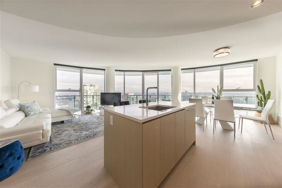 2417 89 Nelson Street Vancouver, BC - 4