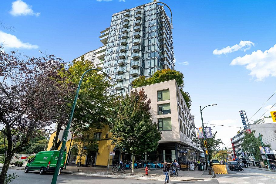 905 1221 Bidwell Street Vancouver, BC - 1