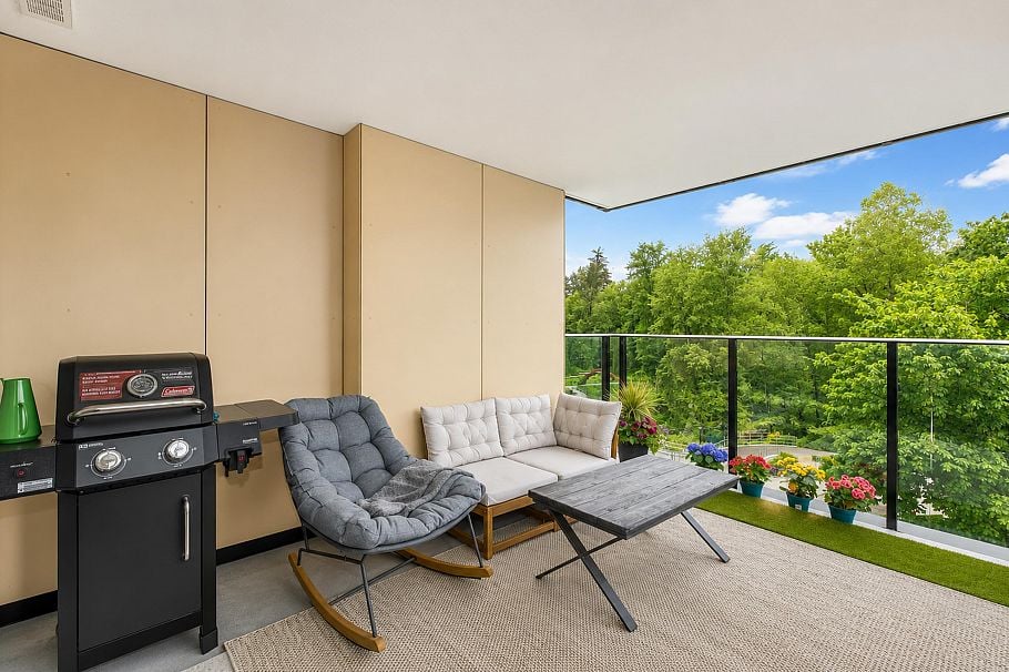 501 1401 Hunter Street North Vancouver, BC - 11