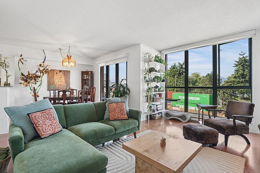 306 55 Alexander Street Vancouver, BC - 1