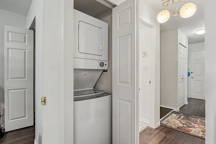 203 5555 Victoria Drive Vancouver, BC - 25