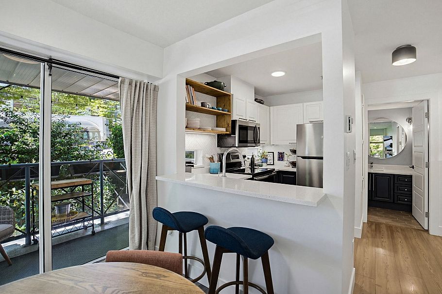 206 2388 Triumph Street Vancouver, BC - 8