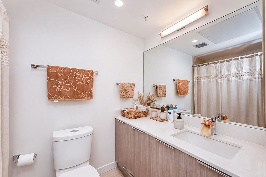501 1401 Hunter Street North Vancouver, BC - 15