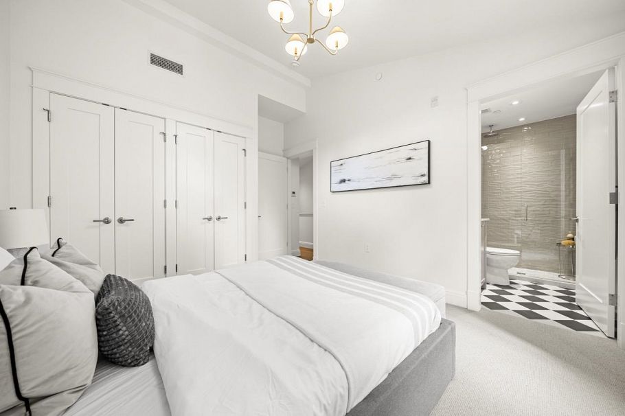 1 5819 Highbury Street Vancouver, BC - 25