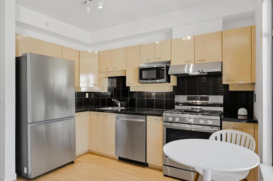 503 2228 Marstrand Avenue Vancouver, BC - 11
