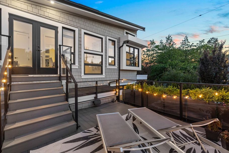 2107 N Grandview Highway Vancouver, BC - 33