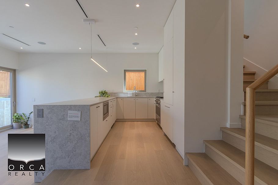 1 2915 EAST 5TH AVENUE, Vancouver BC V5M 1N6 Vancouver, BC - 5