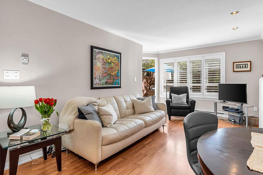 109 555 W 14th Avenue Vancouver, BC - 9