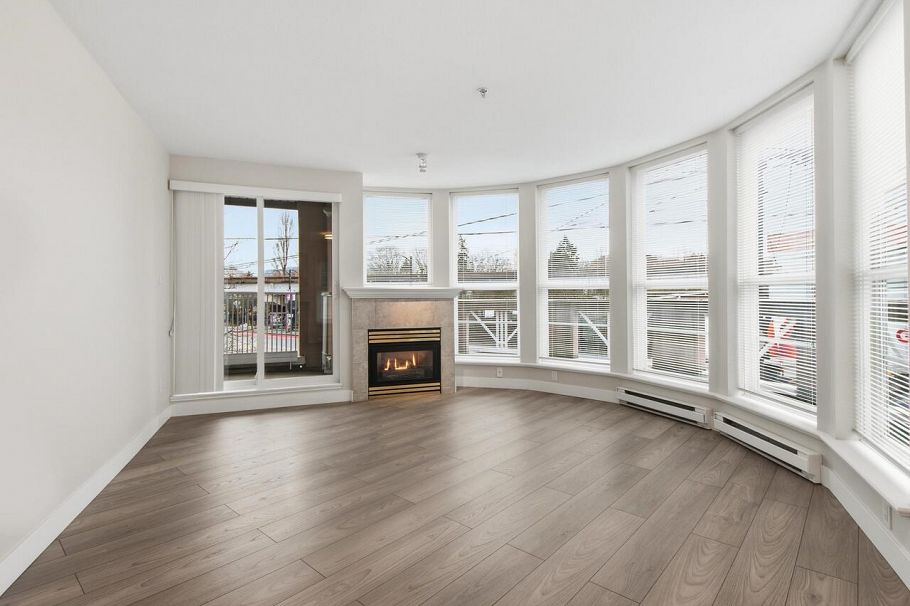 206 1688 E 8th Avenue Vancouver, BC - 2