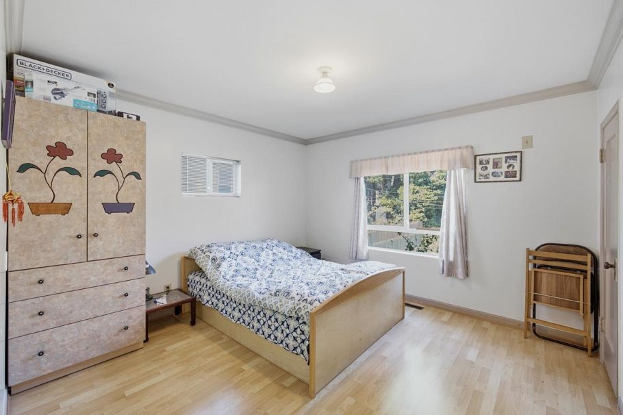 55 W King Edward Avenue Vancouver, BC - 16