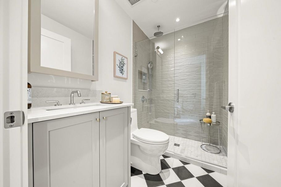 1 5819 Highbury Street Vancouver, BC - 26