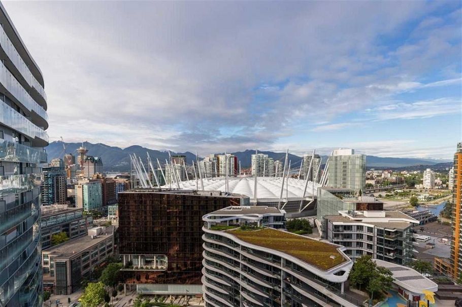 2417 89 Nelson Street Vancouver, BC - 25