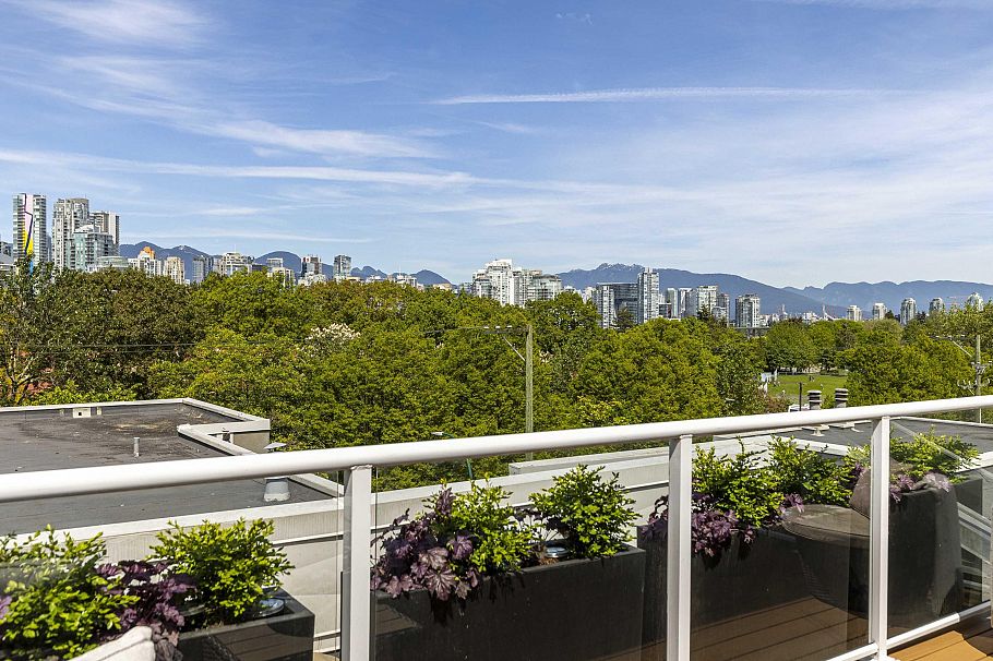 2218 Spruce Street Vancouver, BC - 13